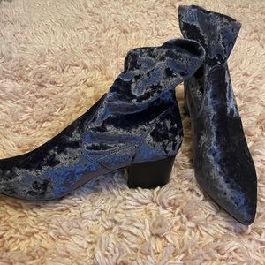 ASOS ankle boots purple velvet 7.5 U.S